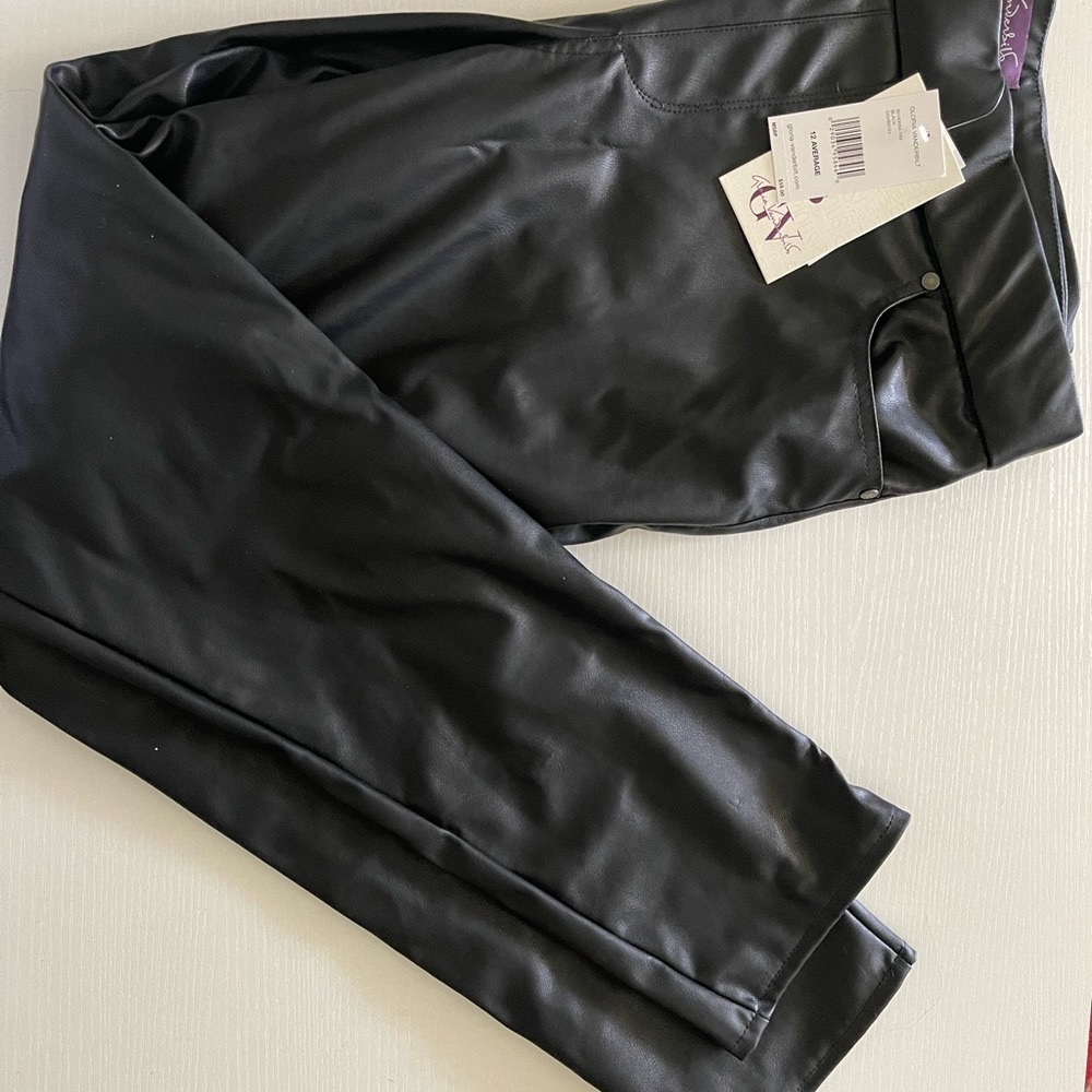 Gloria Vanderbilt Leather pull on pants size 12 Avery Slim NWT women’s